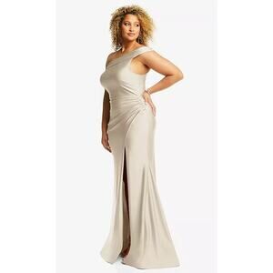 2819 NWOT CS107 One-Shoulder Bias-Cuff Stretch Satin Mermaid Dress Slight Train